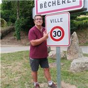 Professeur des écoles retraité, aide vos enfants dans la gestion et la réussite de leur travail.